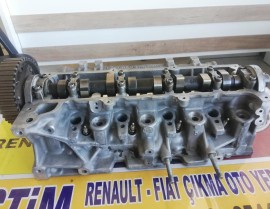 RENAULT MEGANE STANDART 1.5 SİLİNDİR KAPAĞI